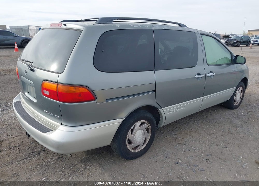2000 TOYOTA SIENNA XLE VIN: 4T3ZF13C0YU214270