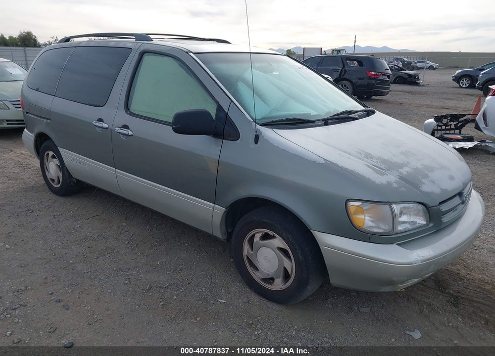 2000 TOYOTA SIENNA XLE VIN: 4T3ZF13C0YU214270