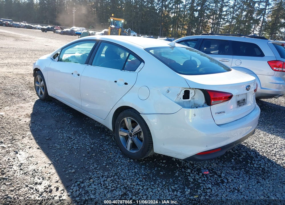 2018 KIA FORTE LX VIN: 3KPFL4A71JE169103