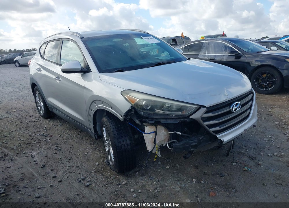 2016 HYUNDAI TUCSON SE VIN: KM8J33A4XGU125312