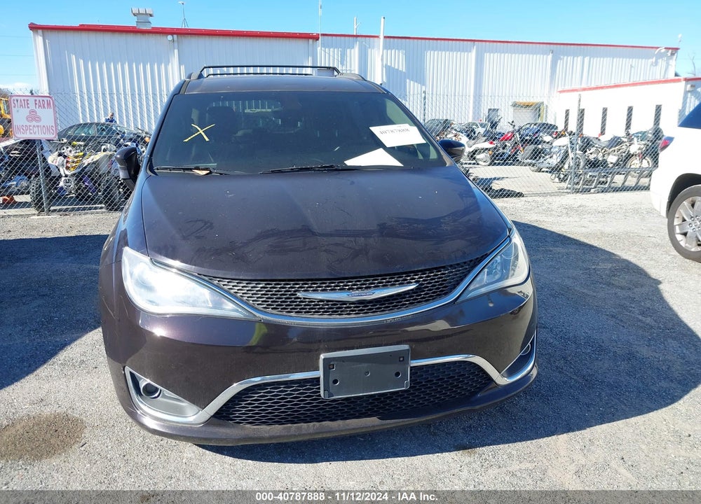 2017 CHRYSLER PACIFICA TOURING L VIN: 2C4RC1BG9HR803714
