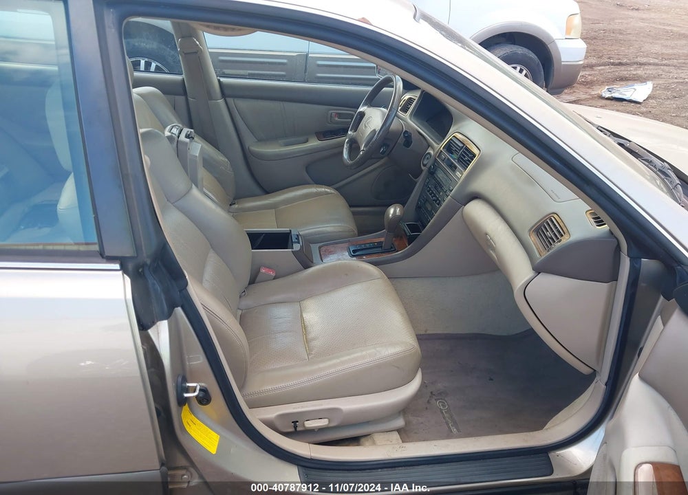 1999 LEXUS ES 300 VIN: JT8BF28G4X5071041