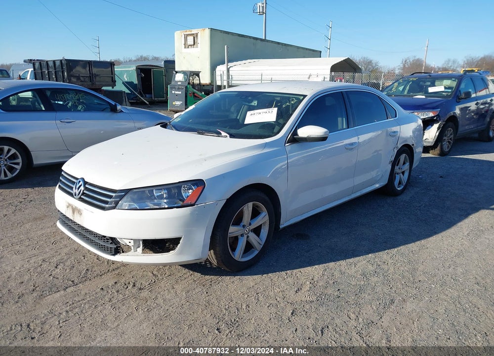 2013 VOLKSWAGEN PASSAT 2.5L SE VIN: 1VWBP7A31DC095112