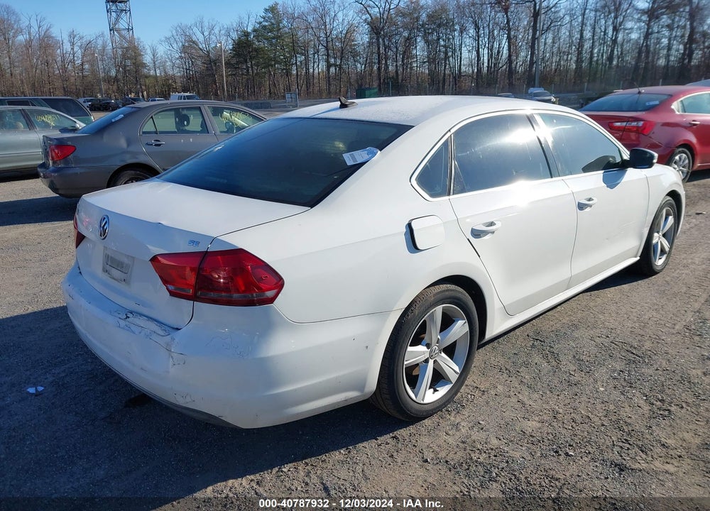 2013 VOLKSWAGEN PASSAT 2.5L SE VIN: 1VWBP7A31DC095112