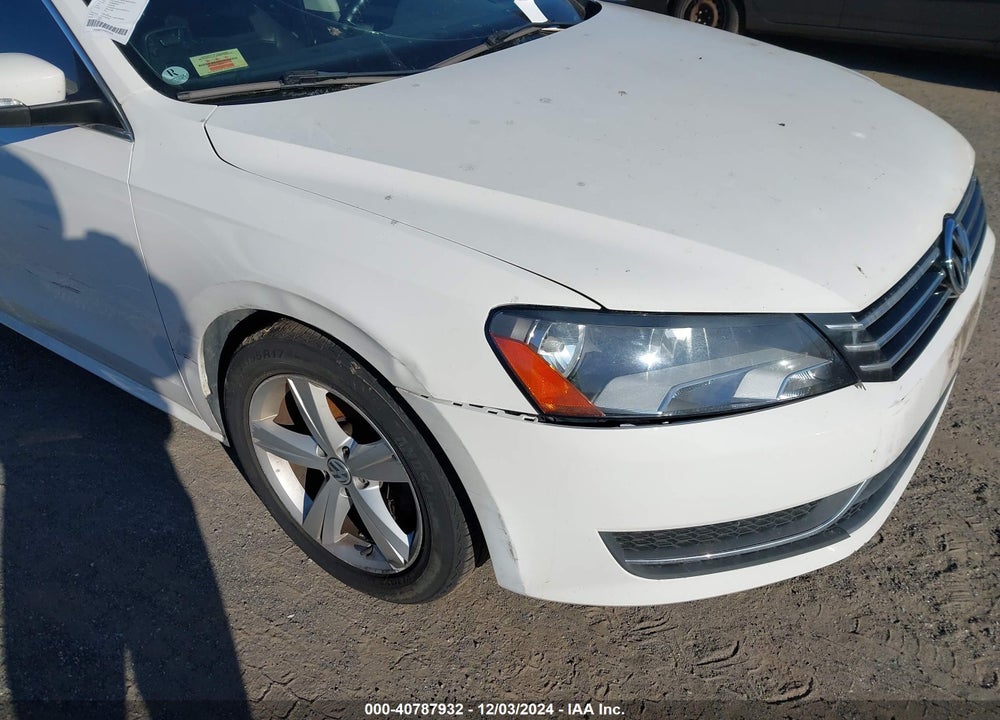 2013 VOLKSWAGEN PASSAT 2.5L SE VIN: 1VWBP7A31DC095112