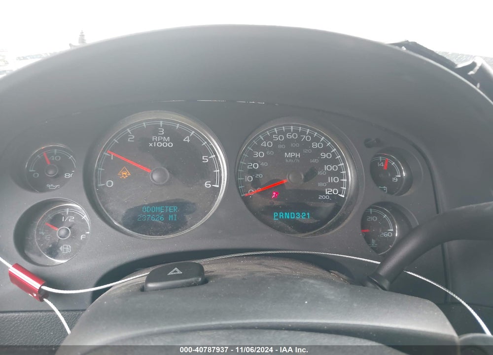 2008 GMC YUKON SLT VIN: 1GKFC13J58R106371