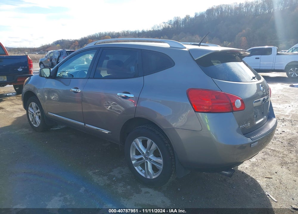 2013 NISSAN ROGUE SV VIN: JN8AS5MV4DW628460