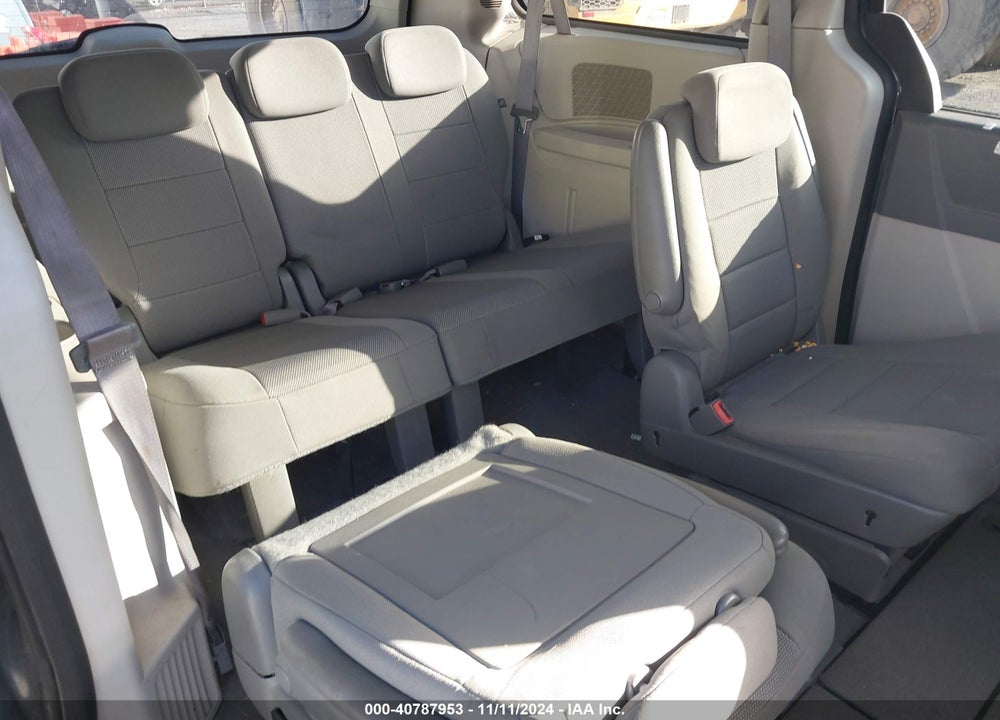 2009 DODGE GRAND CARAVAN SE VIN: 1D8HN44E89B512321