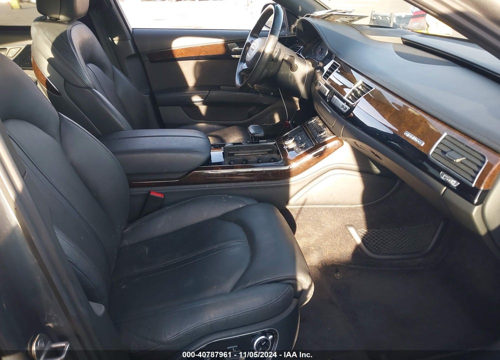 2015 AUDI A8 L 3.0T VIN: WAU3GAFD3FN013925