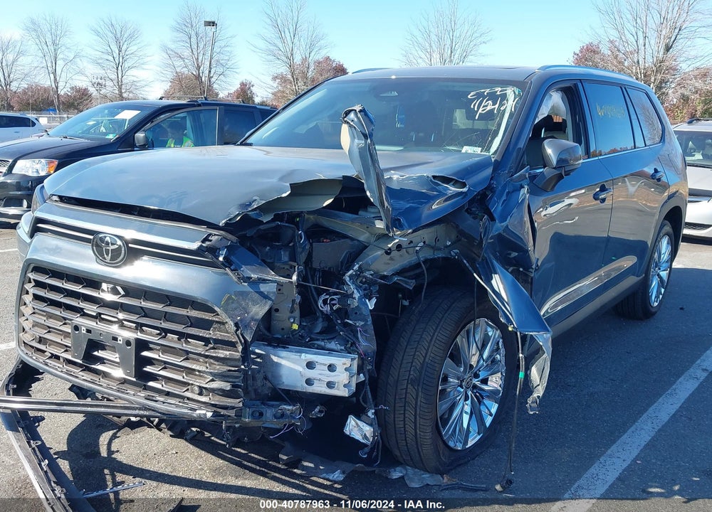 2024 TOYOTA GRAND HIGHLANDER PLATINUM VIN: 5TDAAAB58RS000676