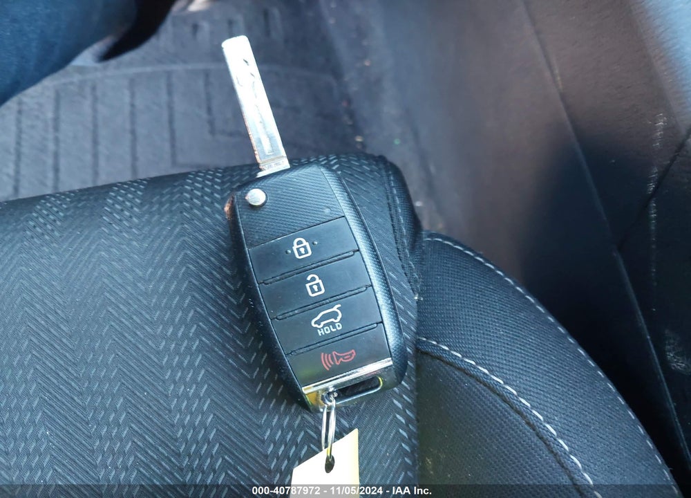 2020 KIA SPORTAGE LX VIN: KNDPMCAC7L7629697