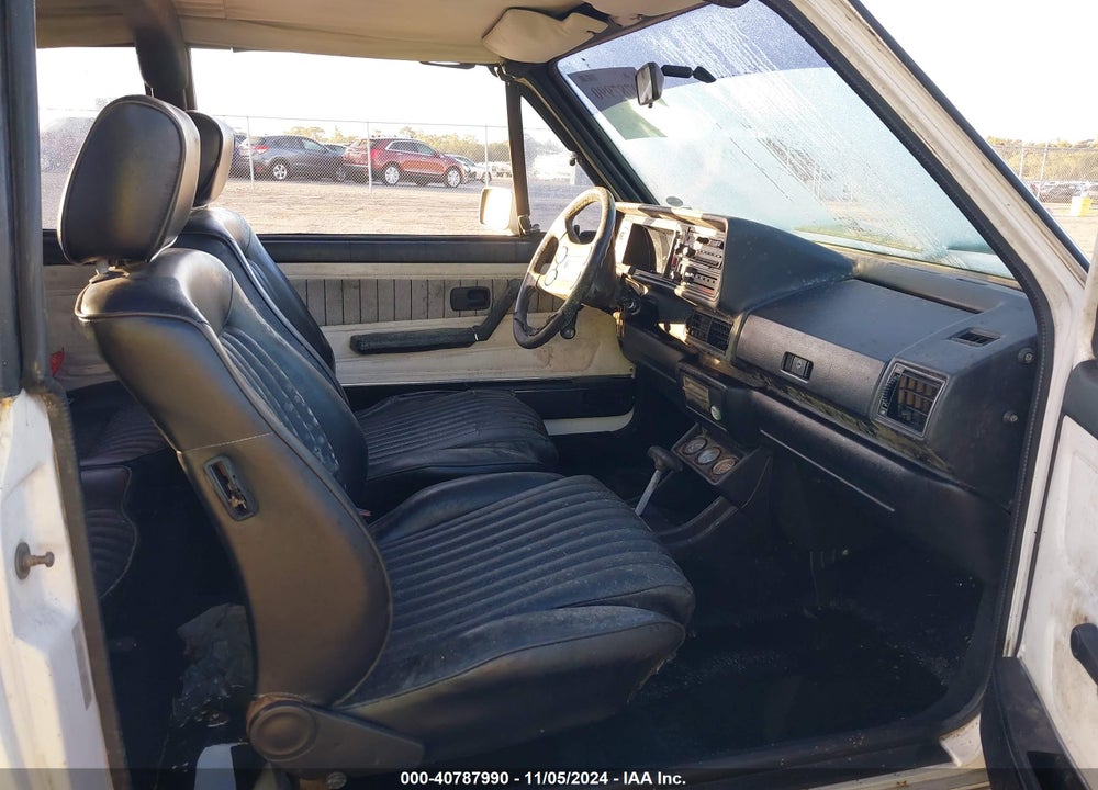 1986 VOLKSWAGEN CABRIOLET VIN: WVWCA0154GK014440