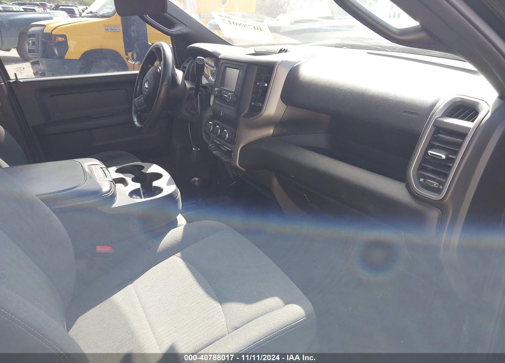 2022 RAM 3500 TRADESMAN  4X4 8' BOX VIN: 3C63RRGL9NG140789