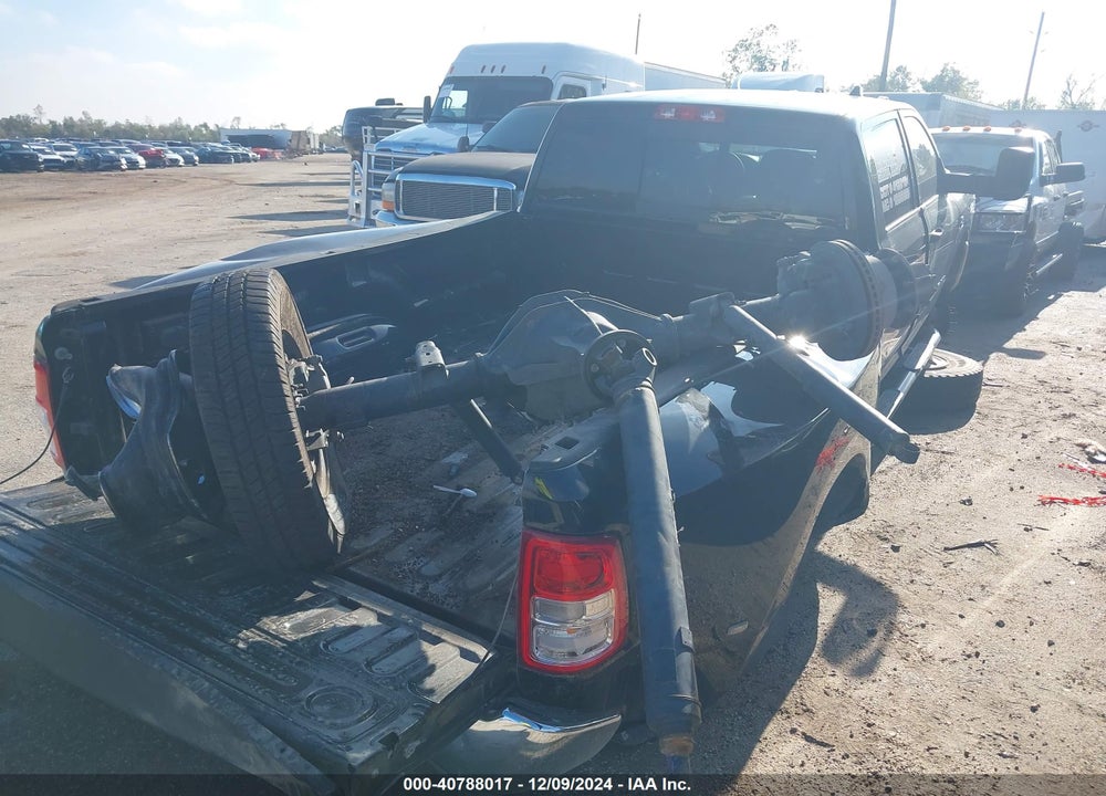 2022 RAM 3500 TRADESMAN  4X4 8' BOX VIN: 3C63RRGL9NG140789