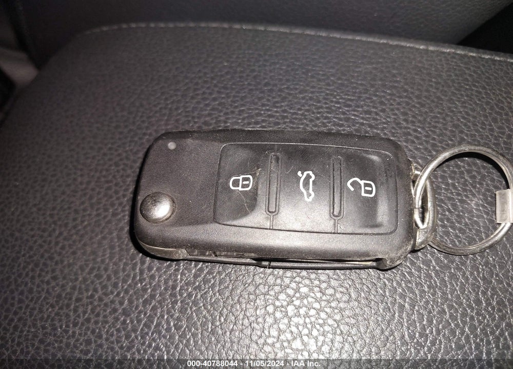 2017 VOLKSWAGEN JETTA 1.4T SE VIN: 3VWB67AJ0HM320903