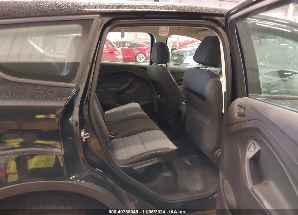 2017 FORD ESCAPE S VIN: 1FMCU0F73HUD29538