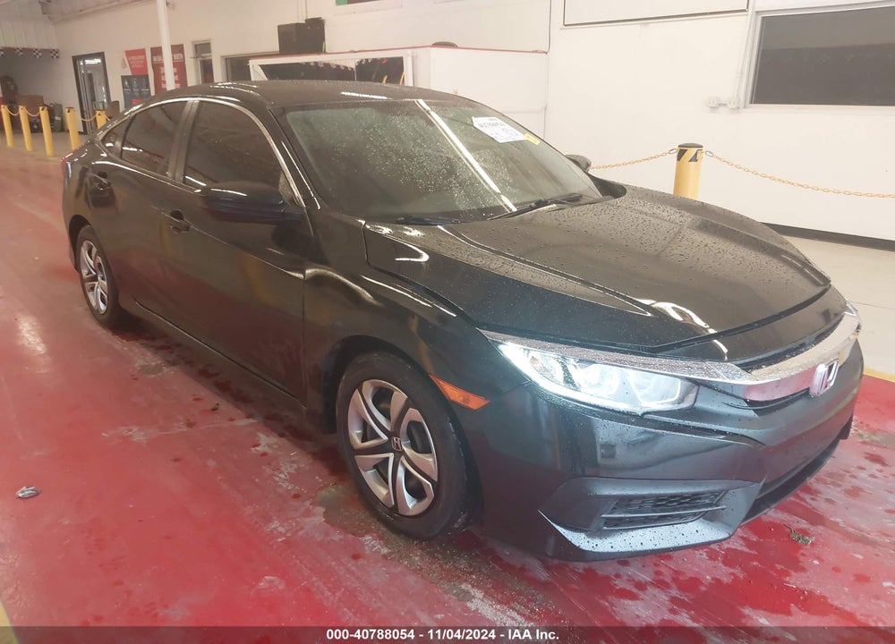 2018 HONDA CIVIC LX VIN: 19XFC2F5XJE011824