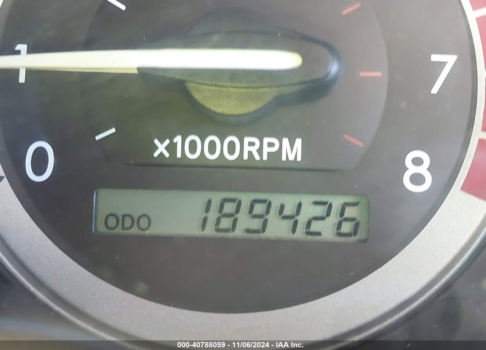 2004 TOYOTA SIENNA LE VIN: 5TDZA23C44S135247