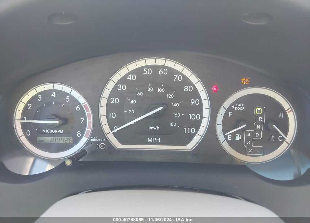 2004 TOYOTA SIENNA LE VIN: 5TDZA23C44S135247