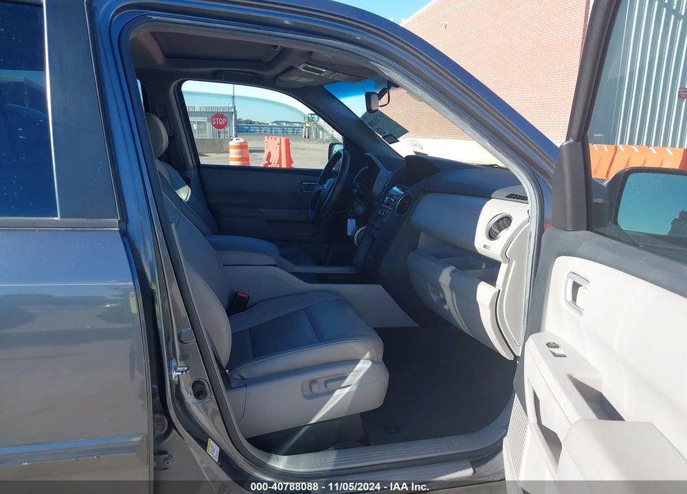2012 HONDA PILOT EX-L VIN: 5FNYF3H51CB003675