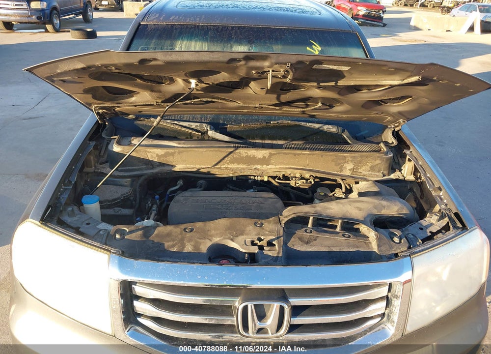 2012 HONDA PILOT EX-L VIN: 5FNYF3H51CB003675