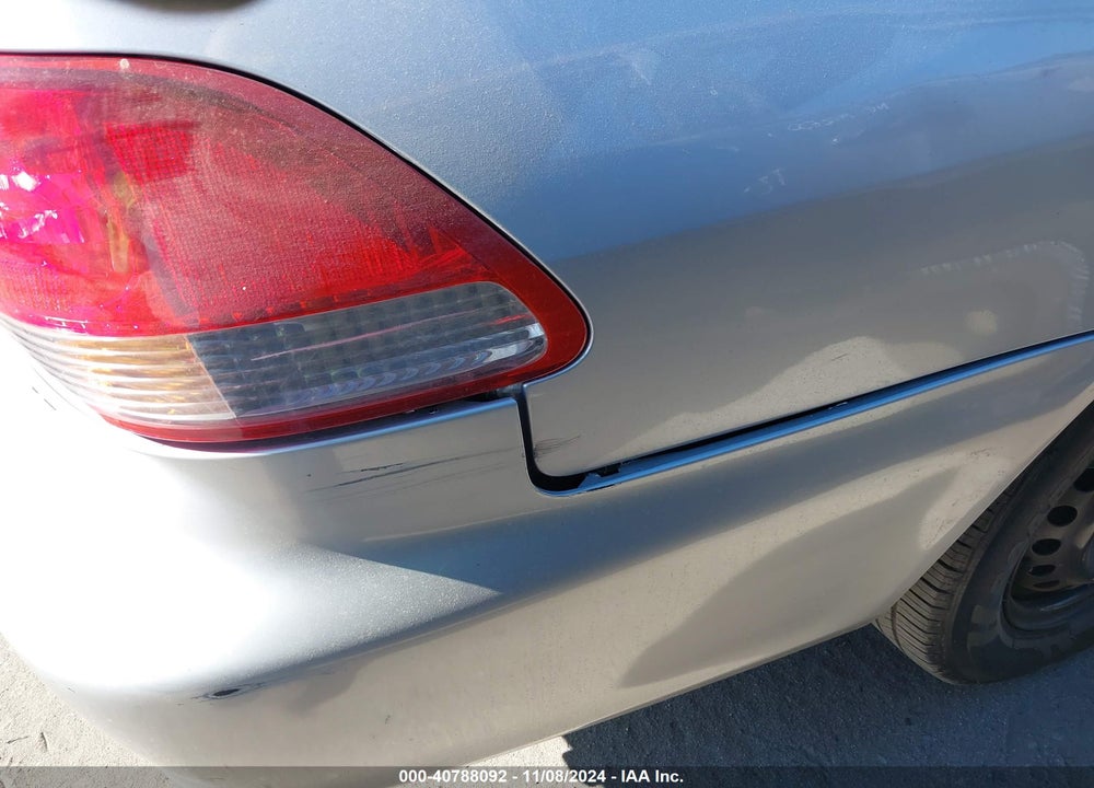2002 HONDA ACCORD 2.3 LX/LX VIN: JHMCG66552C003460