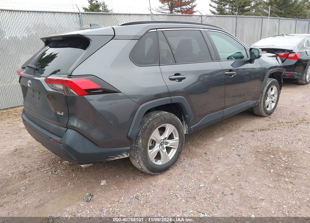2020 TOYOTA RAV4 XLE VIN: 2T3W1RFV7LC053830