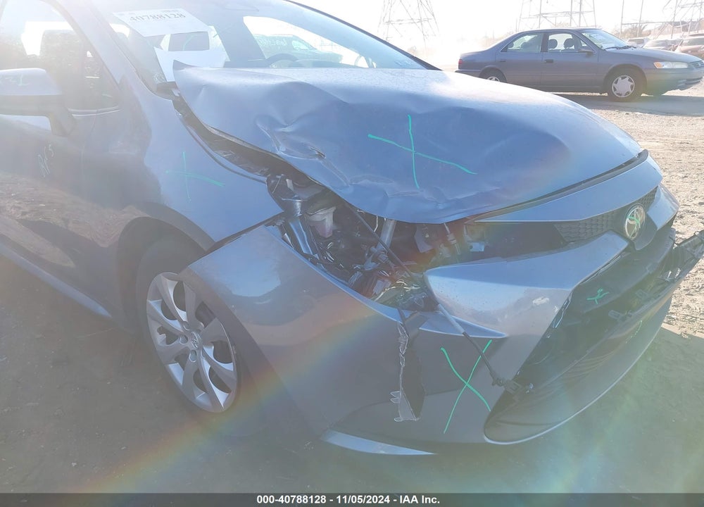 2024 TOYOTA COROLLA LE VIN: 5YFB4MDE0RP085371