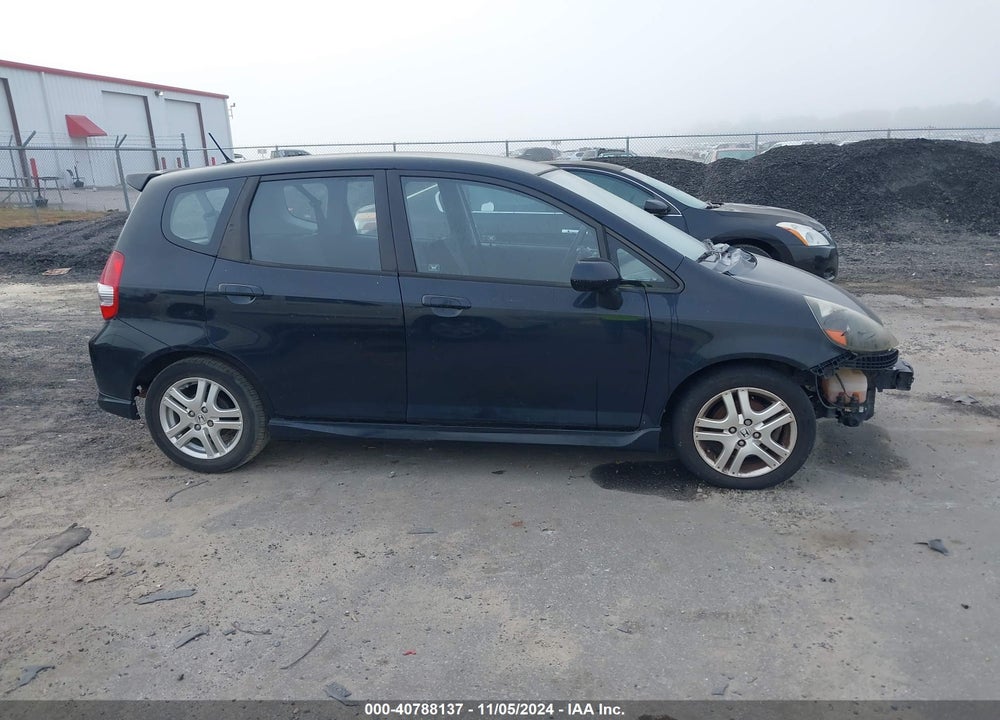 2007 HONDA FIT SPORT VIN: JHMGD38657S052203