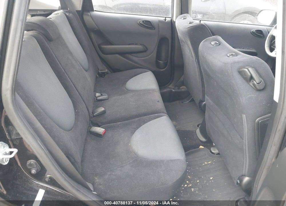 2007 HONDA FIT SPORT VIN: JHMGD38657S052203