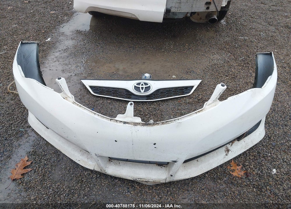 2012 TOYOTA CAMRY SE VIN: 4T1BF1FK8CU585778
