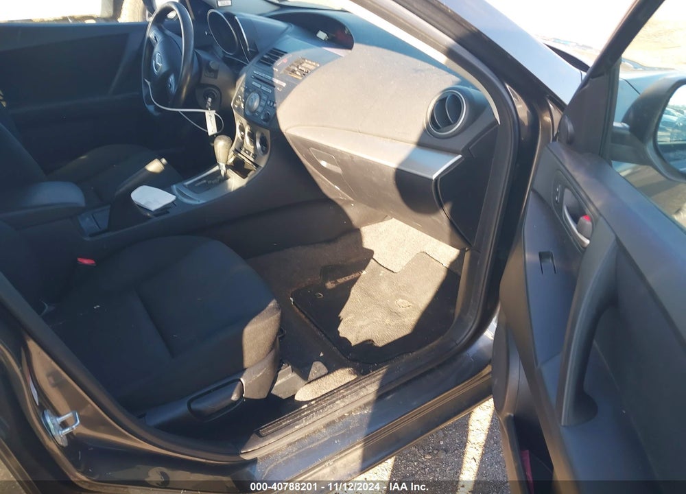 2010 MAZDA 3 I TOURING VIN: JM1BL1SG3A1316200