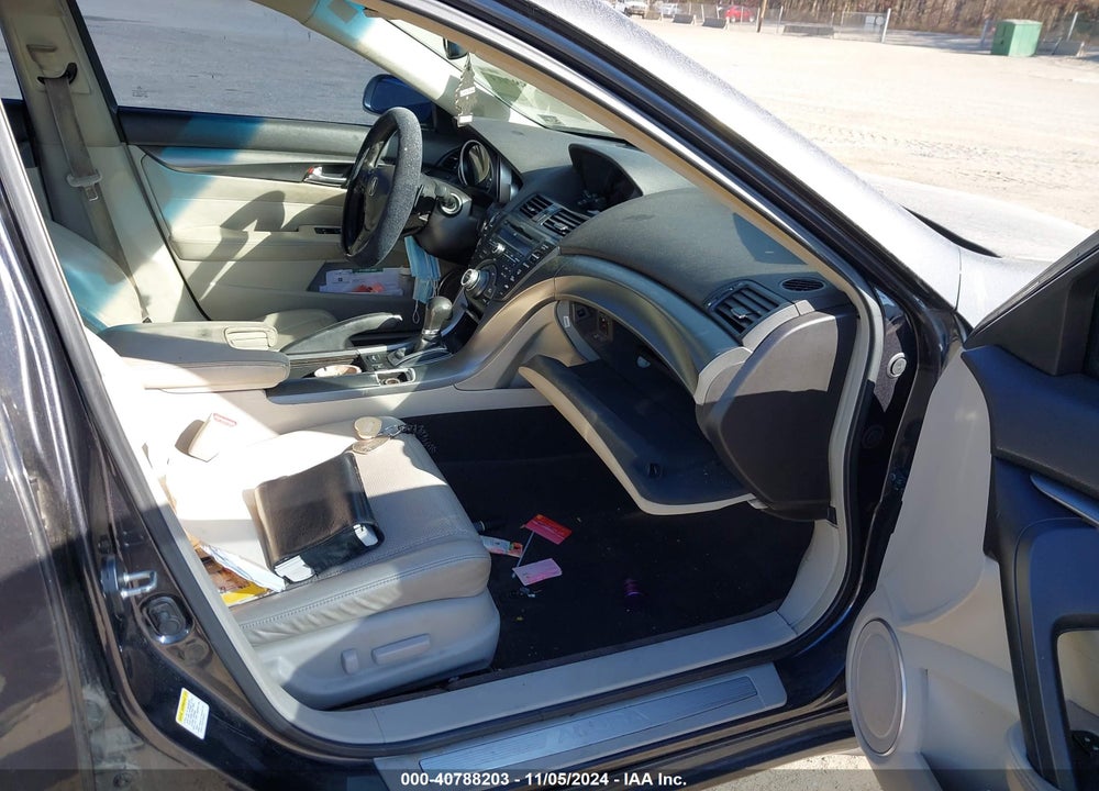 2013 ACURA TL 3.5 VIN: 19UUA8F5XDA005918