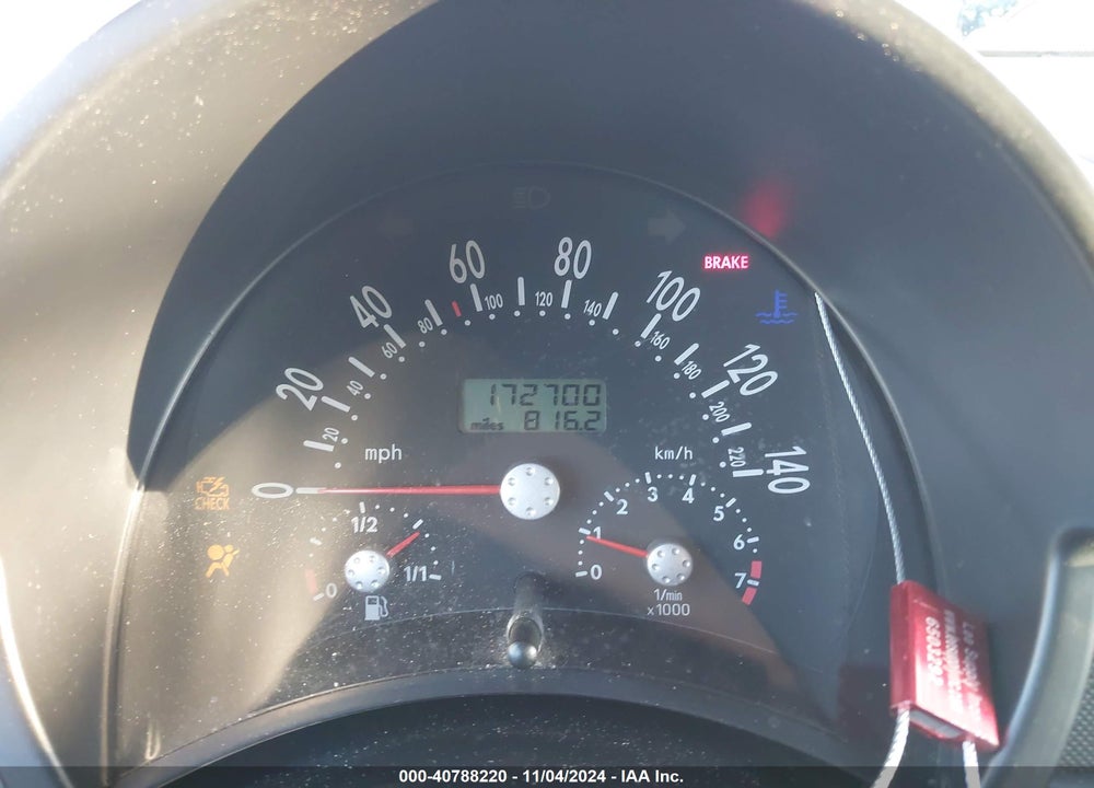 1998 VOLKSWAGEN NEW BEETLE VIN: 3VWBB61CXWM036196