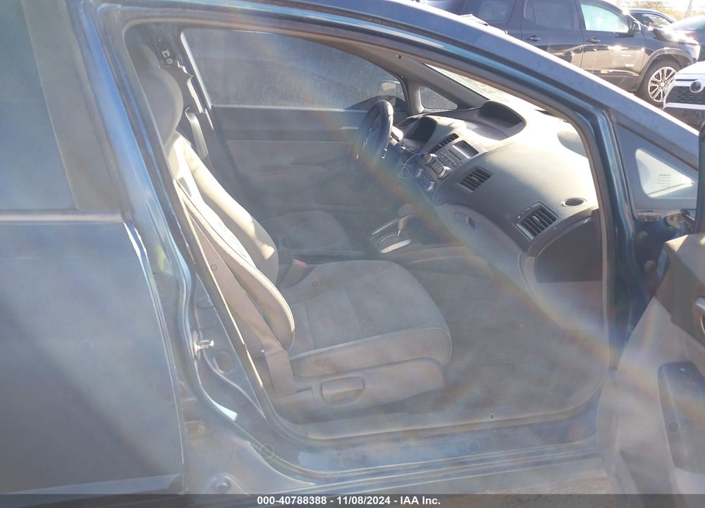 2008 HONDA CIVIC LX VIN: 1HGFA16518L021998