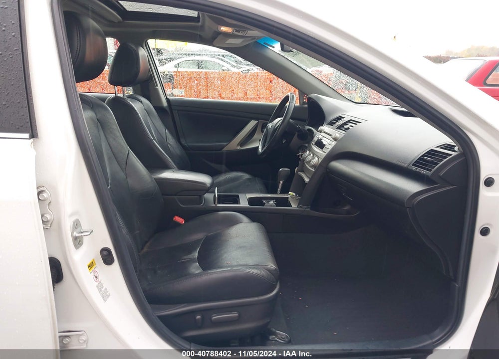 2011 TOYOTA CAMRY SE VIN: 4T1BF3EK2BU624344