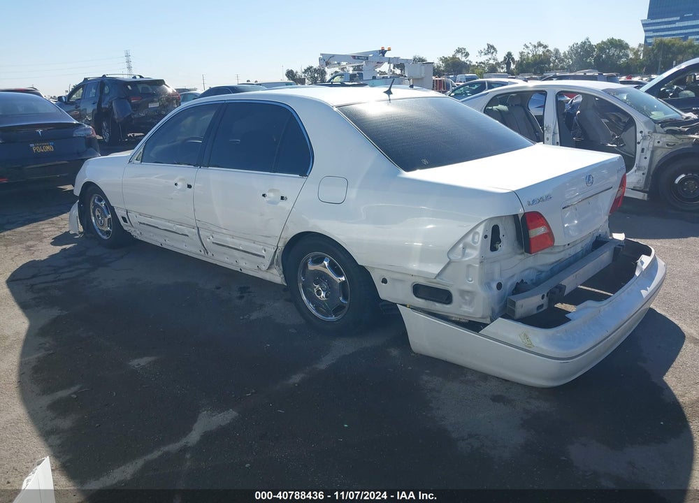 2002 LEXUS LS 430 VIN: JTHBN30F920092100