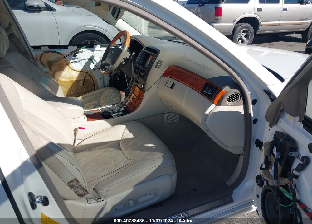 2002 LEXUS LS 430 VIN: JTHBN30F920092100