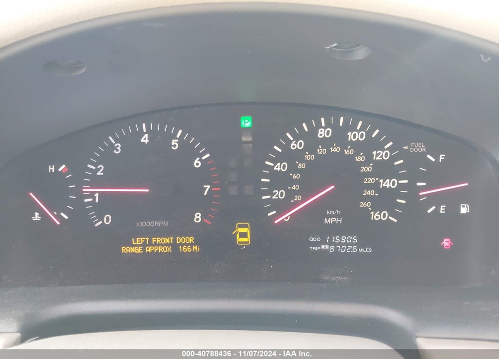 2002 LEXUS LS 430 VIN: JTHBN30F920092100
