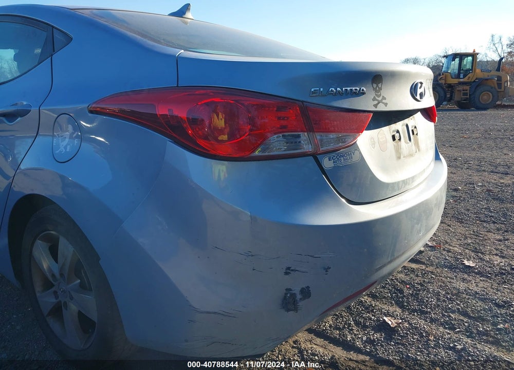 2013 HYUNDAI ELANTRA GLS VIN: KMHDH4AE0DU611944