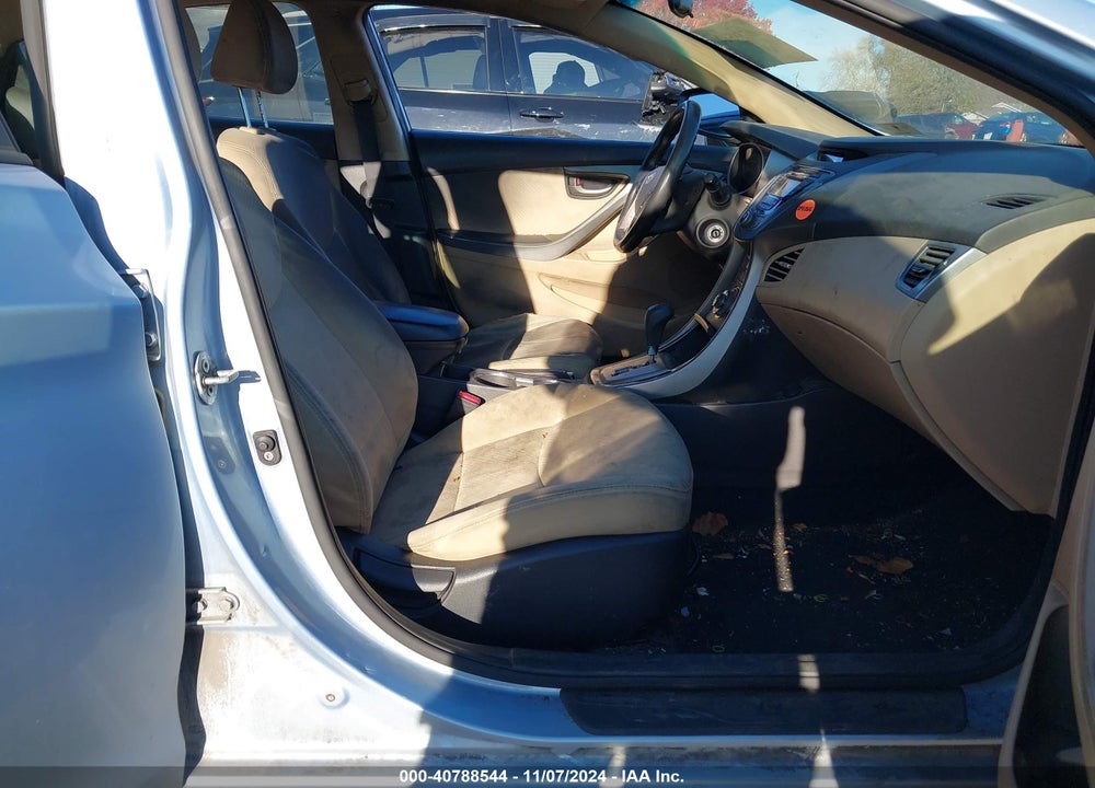 2013 HYUNDAI ELANTRA GLS VIN: KMHDH4AE0DU611944