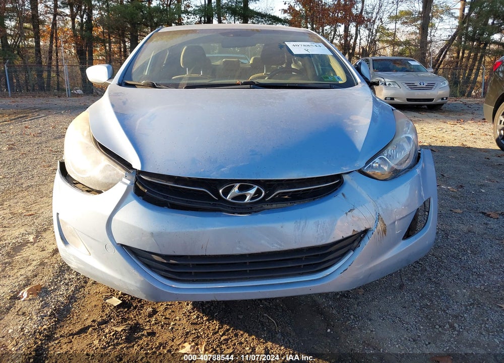 2013 HYUNDAI ELANTRA GLS VIN: KMHDH4AE0DU611944