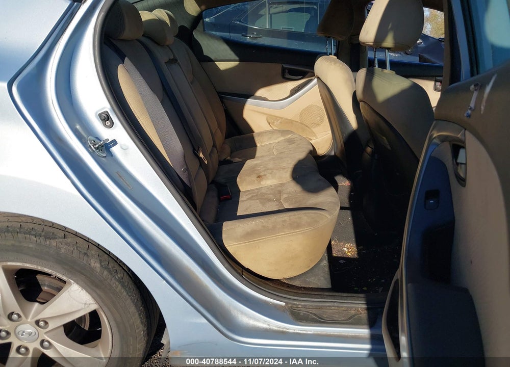2013 HYUNDAI ELANTRA GLS VIN: KMHDH4AE0DU611944