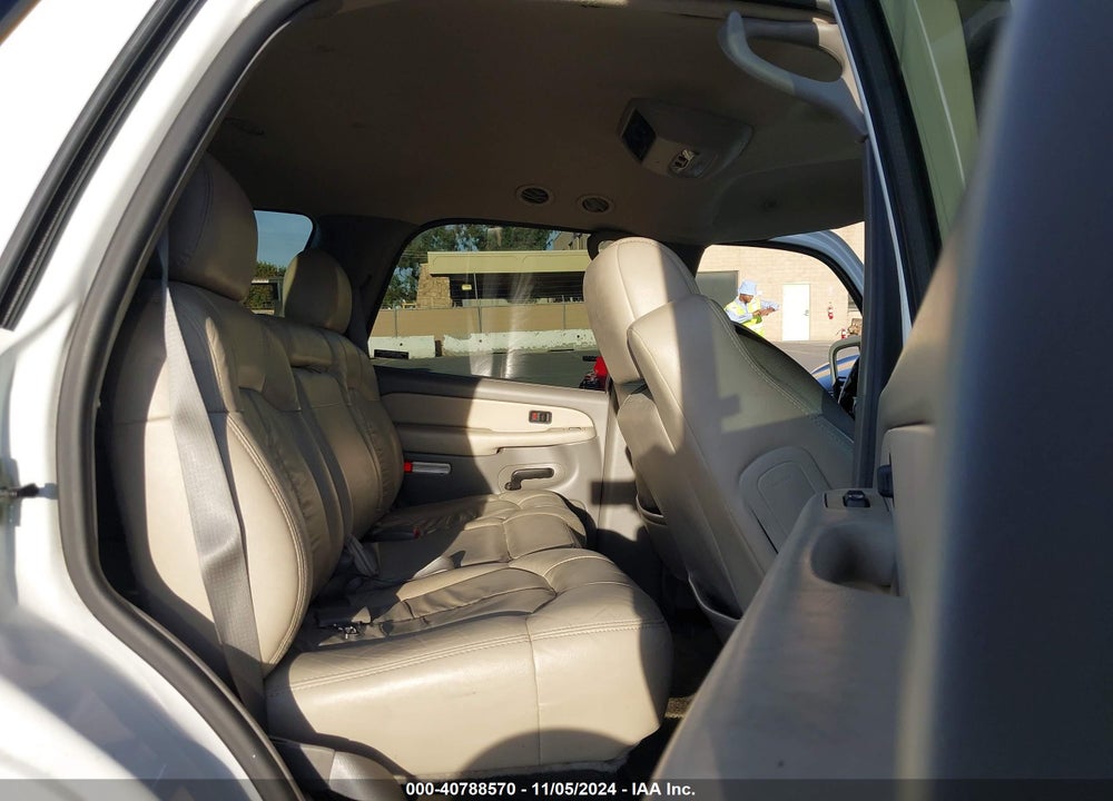 2001 CHEVROLET TAHOE LT VIN: 1GNEK13TX1J244592