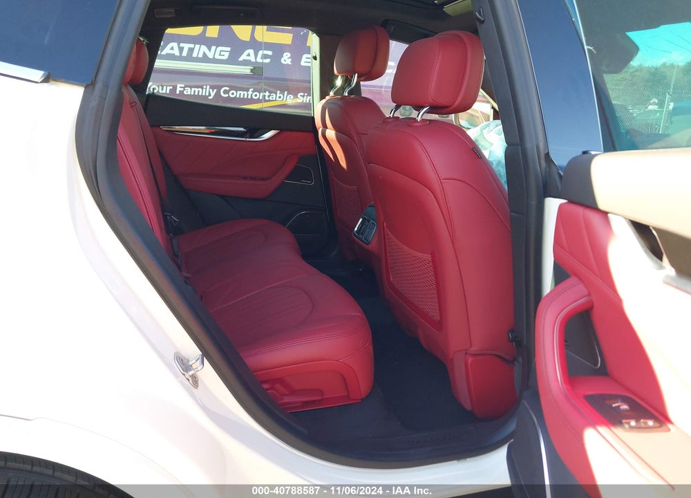 2022 MASERATI LEVANTE MODENA VIN: ZN661YUM0NX394700