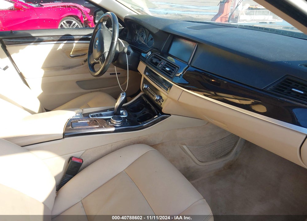 2015 BMW 528I VIN: WBA5A5C55FD522595