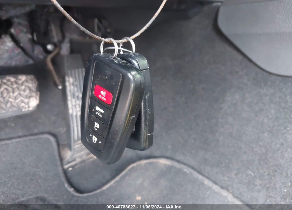 2021 TOYOTA CAMRY SE VIN: 4T1T11AK4MU533933