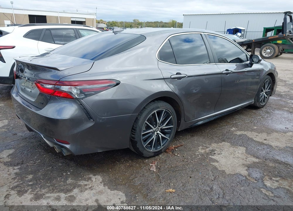 2021 TOYOTA CAMRY SE VIN: 4T1T11AK4MU533933