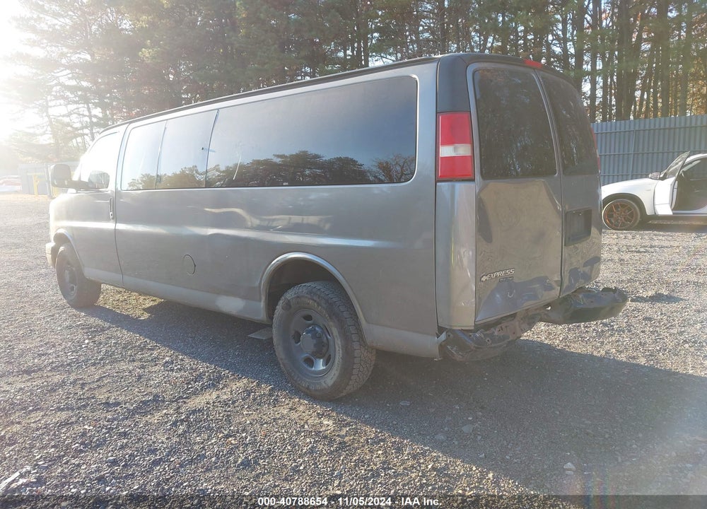 2012 CHEVROLET EXPRESS 3500 LS VIN: 1GAZGZFGXC1187167