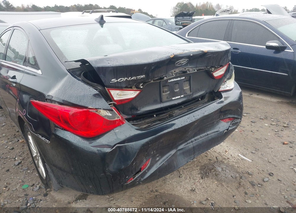 2011 HYUNDAI SONATA GLS VIN: 5NPEB4AC1BH110285